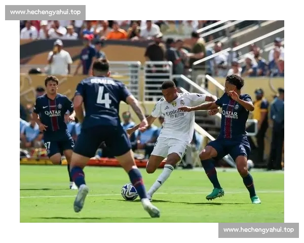 震撼上演！2026年世界杯四强激烈对决比分揭晓全球球迷热议 - 副本 (2) - 副本